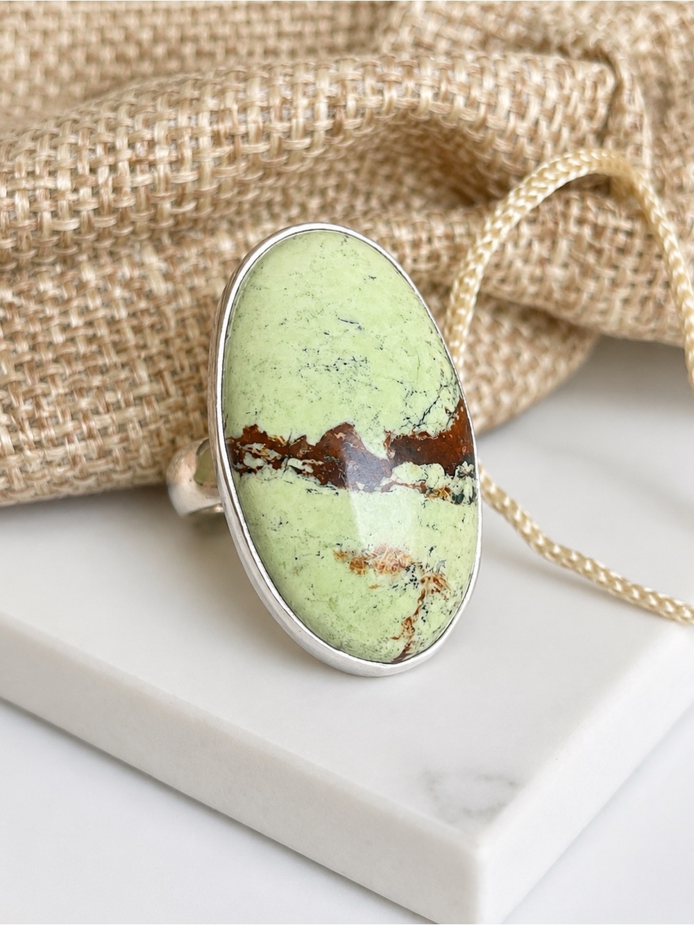925 Sterling silver natural Lemon Chrysoprase ring in size US:7, Stunning Ring